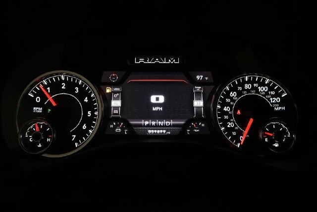 Used 2023 RAM 1500 Laramie AWD/4WD image 9
