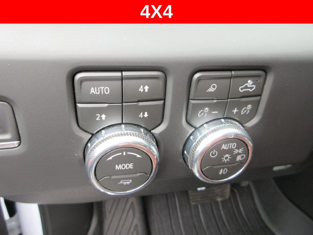 Certified 2026 GMC Sierra 2500 Denali Ultimate AWD/4WD image 38