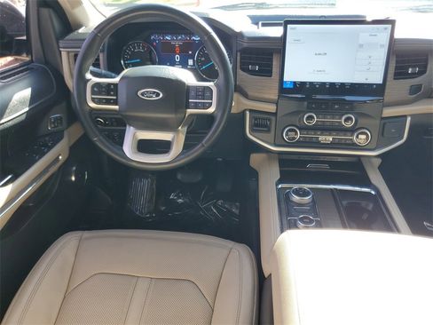 Used 2024 Ford Expedition Max Limited image 17