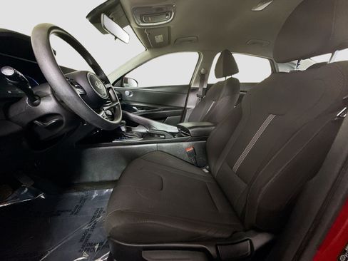 Used 2024 Hyundai Elantra SE FWD image 21
