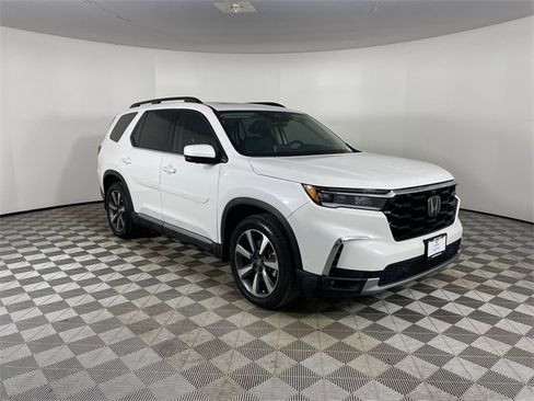 Certified 2024 Honda Pilot Elite image 18