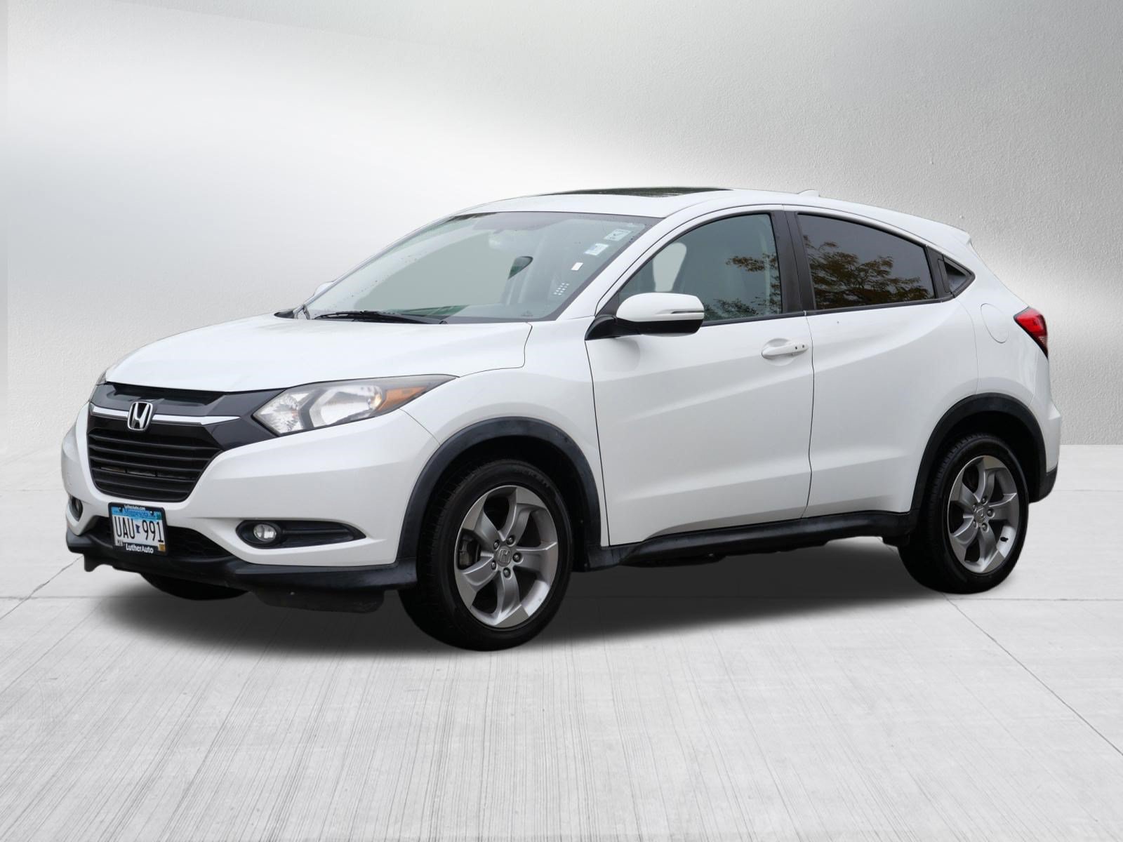 Used 2016 Honda HR-V EX image 3