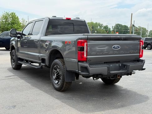 Used 2023 Ford F250 Lariat w/ Sport Appearance Package AWD/4WD image 6