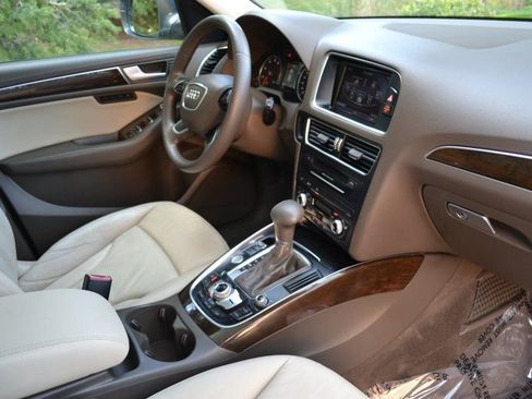 Used 2014 Audi Q5 2.0T Premium Plus w/ Premium Plus Package image 24