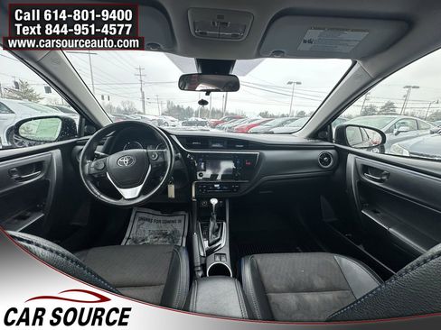 Used 2018 Toyota Corolla SE image 14
