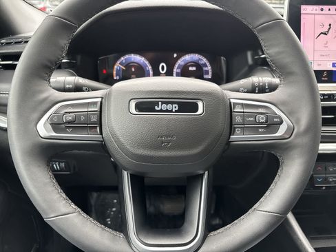 Certified 2024 Jeep Compass Limited w/ Driver Assist Group I AWD/4WD image 11