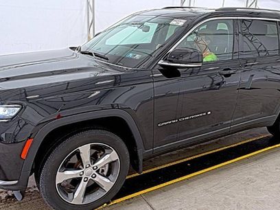 Used 2022 Jeep Grand Cherokee L Limited w/ MOPAR Finishing Package