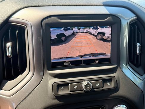 New 2026 GMC Sierra 2500 Pro w/ Convenience Package AWD/4WD image 18