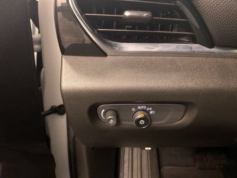 Used 2023 Chevrolet Traverse RS AWD/4WD image 20