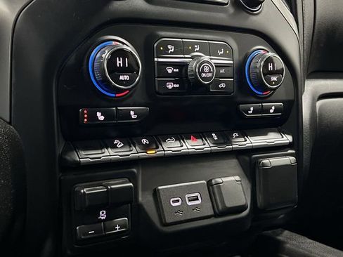 Used 2019 Chevrolet Silverado 1500 RST w/ All-Star Edition image 18