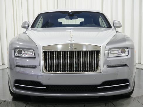 Used 2015 Rolls-Royce Wraith image 4