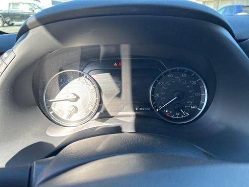 Used 2024 Nissan Armada SL image 15