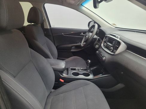 Used 2016 Kia Sorento L image 21