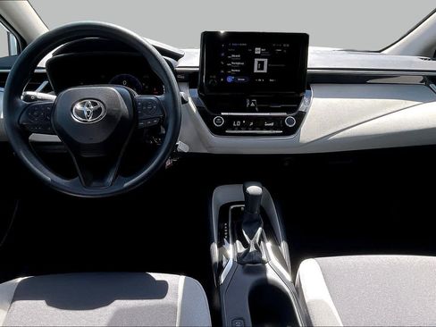 Used 2026 Toyota Corolla LE FWD image 15