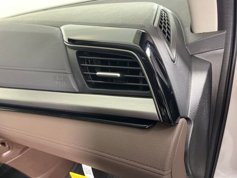 New 2026 Honda Odyssey Touring image 10