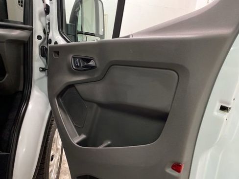 Used 2024 Ford Transit 250 Low Roof w/ Exterior Upgrade Package RWD image 61