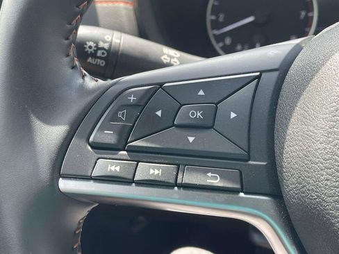 Used 2025 Nissan Sentra SR FWD image 20