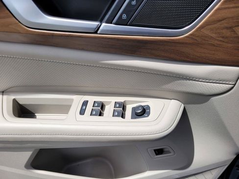 Certified 2025 Volkswagen Atlas SE AWD/4WD image 23