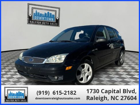 Used 2007 Ford Focus SE image 1
