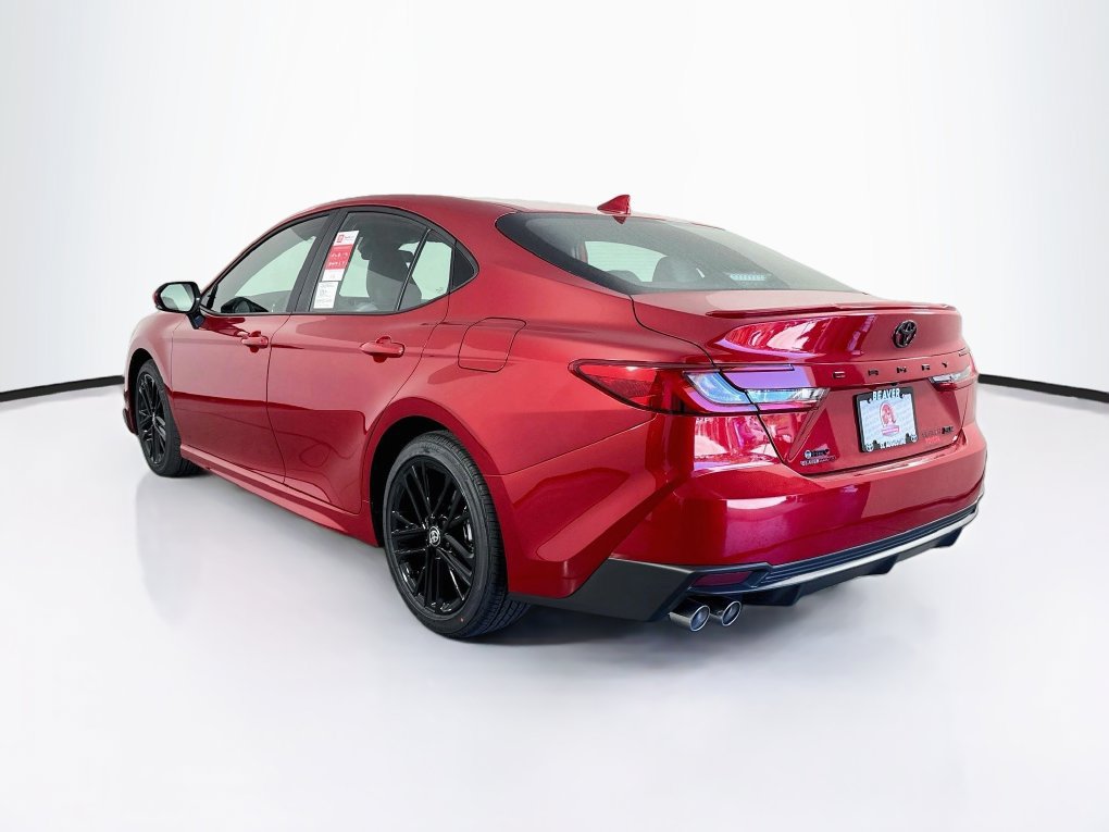 Used 2026 Toyota Camry SE FWD image 7