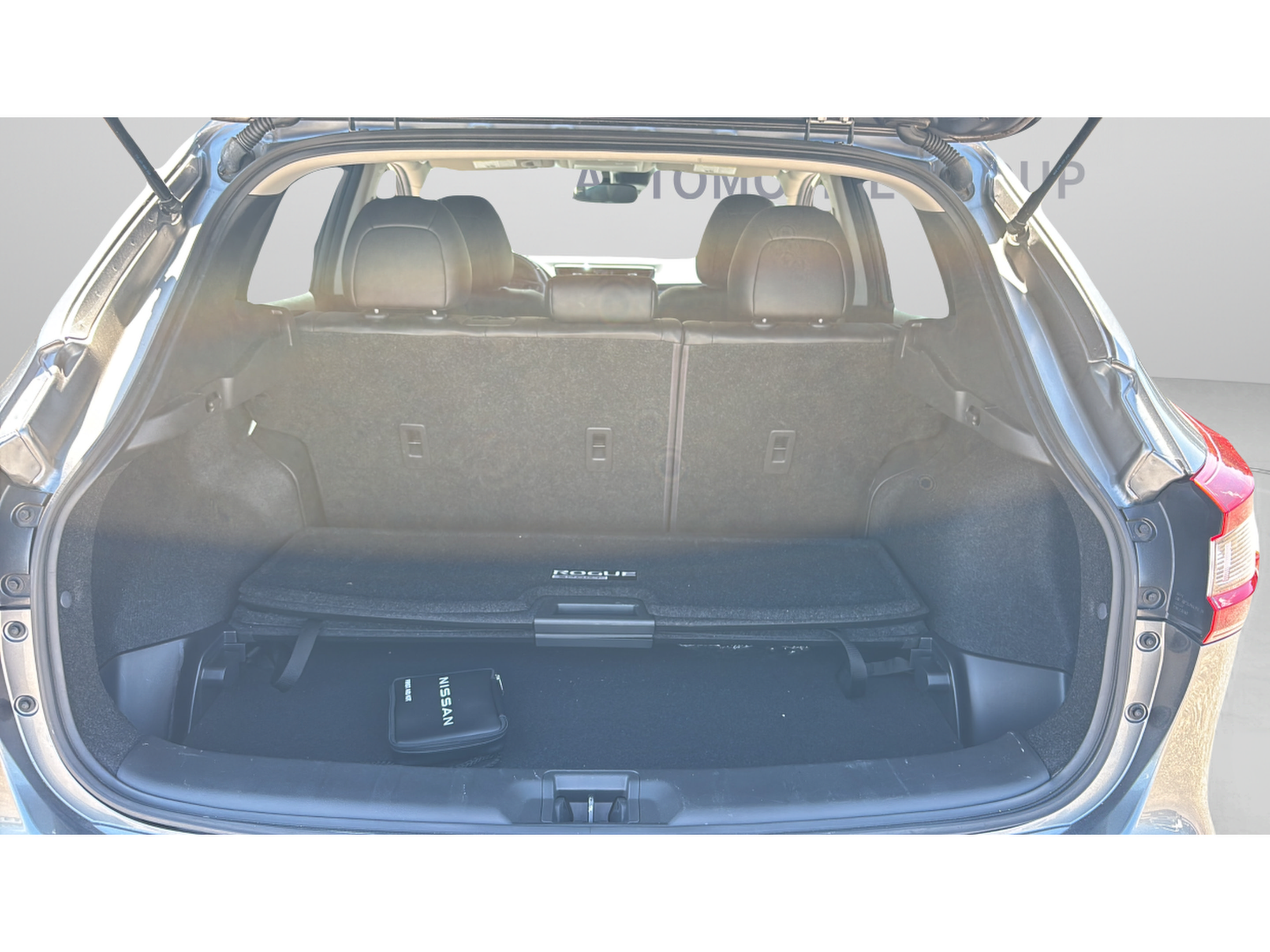 Used 2022 Nissan Rogue Sport SL AWD/4WD image 13