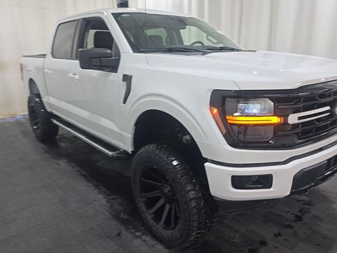 Used 2025 Ford F150 XLT w/ Equipment Group 301A Standard AWD/4WD image 3