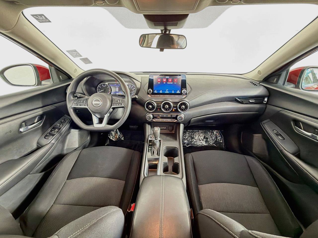 Used 2024 Nissan Sentra SV FWD image 10