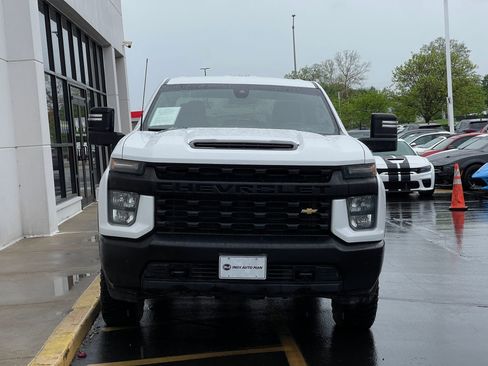 Used 2021 Chevrolet Silverado 2500 W/T w/ WT Convenience Package AWD/4WD image 3