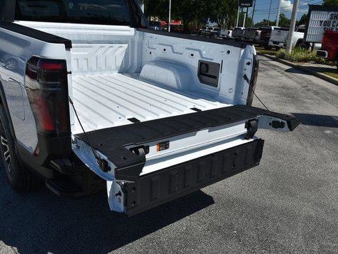 New 2026 GMC Sierra EV Elevation image 15