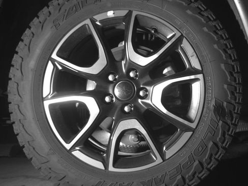 Used 2025 Jeep Compass Trailhawk image 15