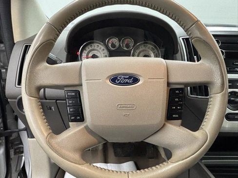 Used 2010 Ford Edge SEL image 15