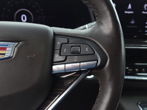 Used 2022 Cadillac Escalade ESV Premium Luxury image 34