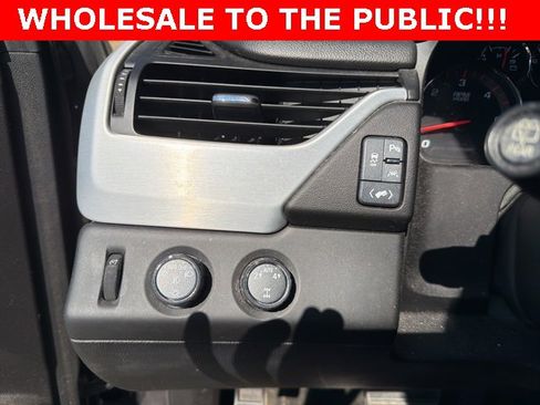 Used 2016 GMC Yukon SLT image 11