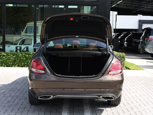 Used 2015 Mercedes-Benz C 300 Sedan image 7