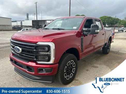 Used 2025 Ford F250 Platinum AWD/4WD image 1