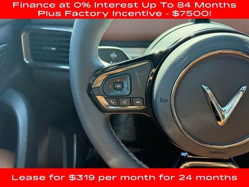 New 2025 VinFast VF 8 Plus image 18