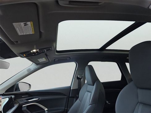 New 2025 Audi Q5 Premium Plus image 8