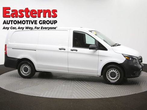 Used 2022 Mercedes-Benz Metris image 42