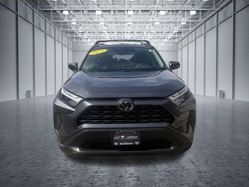 Used 2025 Toyota RAV4 XLE w/ Convenience Package AWD/4WD image 3