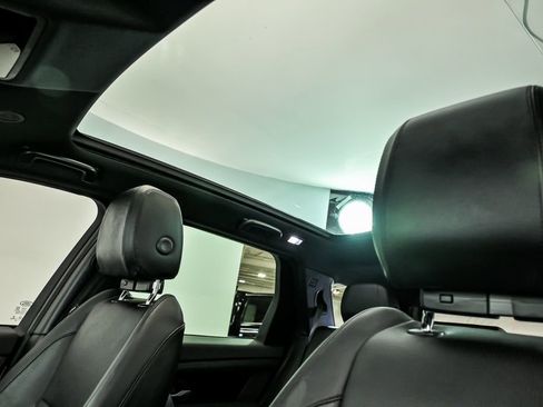 Used 2023 Land Rover Discovery Sport SE AWD/4WD image 16