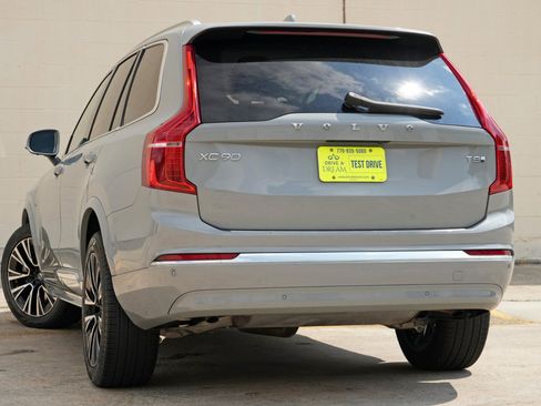 Used 2025 Volvo XC90 T8 Plus w/ Protection Package Premier AWD/4WD image 6