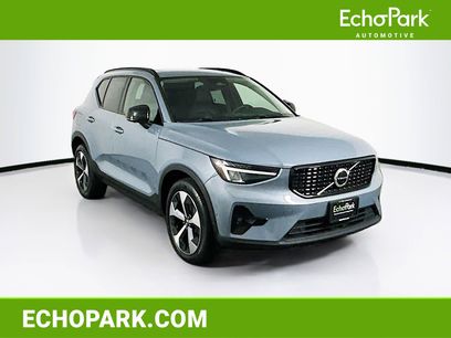 Used 2023 Volvo XC40 B4 Ultimate