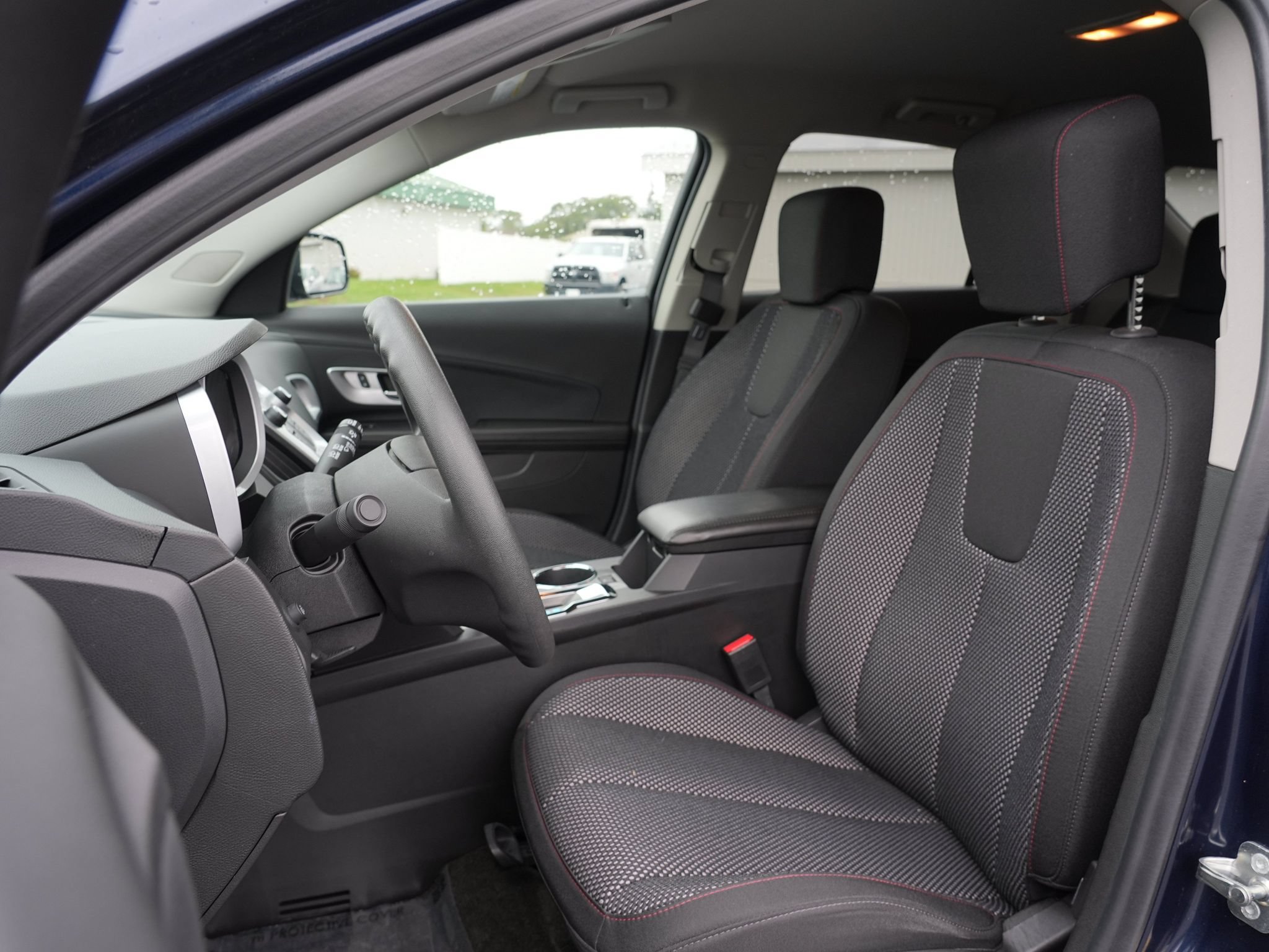 Used 2017 Chevrolet Equinox LS AWD/4WD image 13