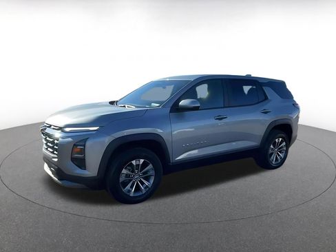 Used 2025 Chevrolet Equinox LT image 8