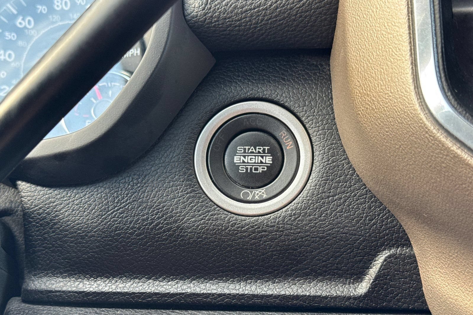 Used 2022 RAM 2500 Laramie AWD/4WD image 22