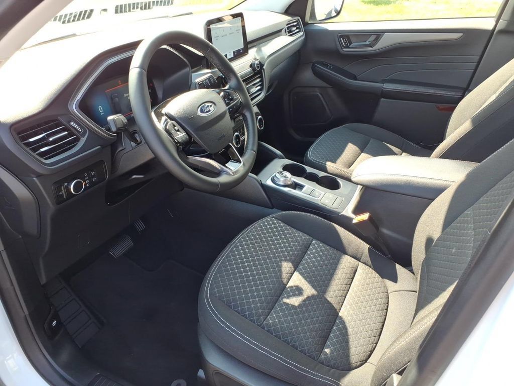 Used 2023 Ford Escape Active AWD/4WD image 14