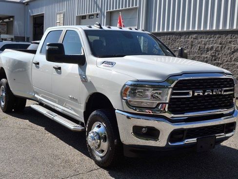 Used 2024 RAM 3500 Big Horn image 2