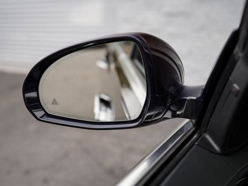 Used 2022 Mercedes-Benz S 580 4MATIC Sedan w/ 3D Technology Package image 35