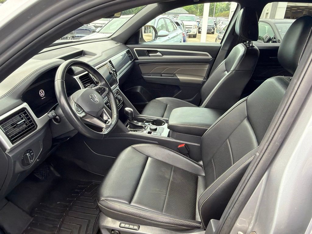 Used 2021 Volkswagen Atlas Cross Sport SEL AWD/4WD image 11