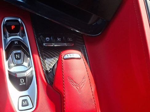 Used 2024 Chevrolet Corvette Stingray Premium Conv w/ Z51 Performance Package RWD image 23